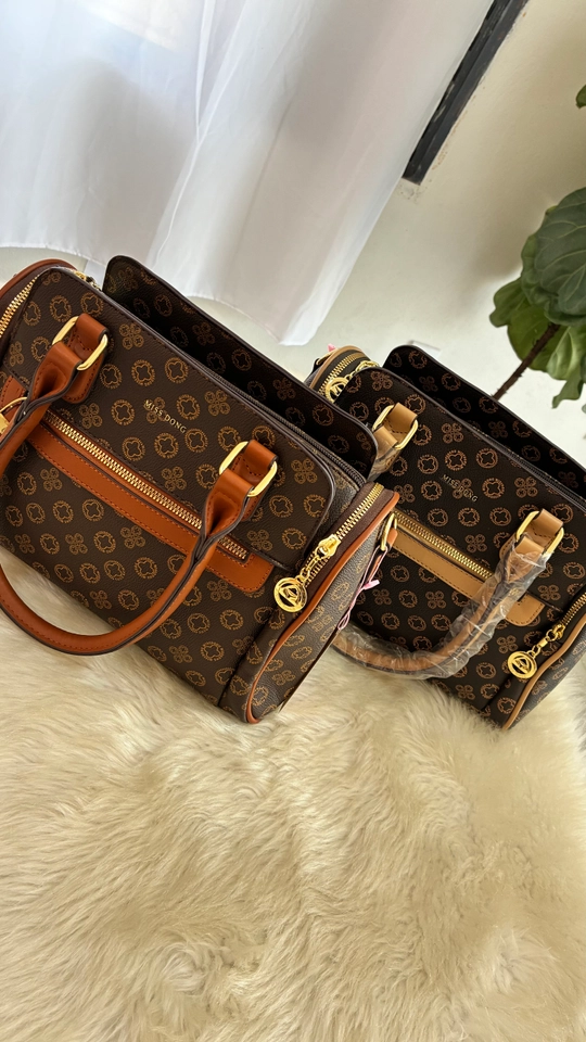 Bolsa baú estampada  - 1
