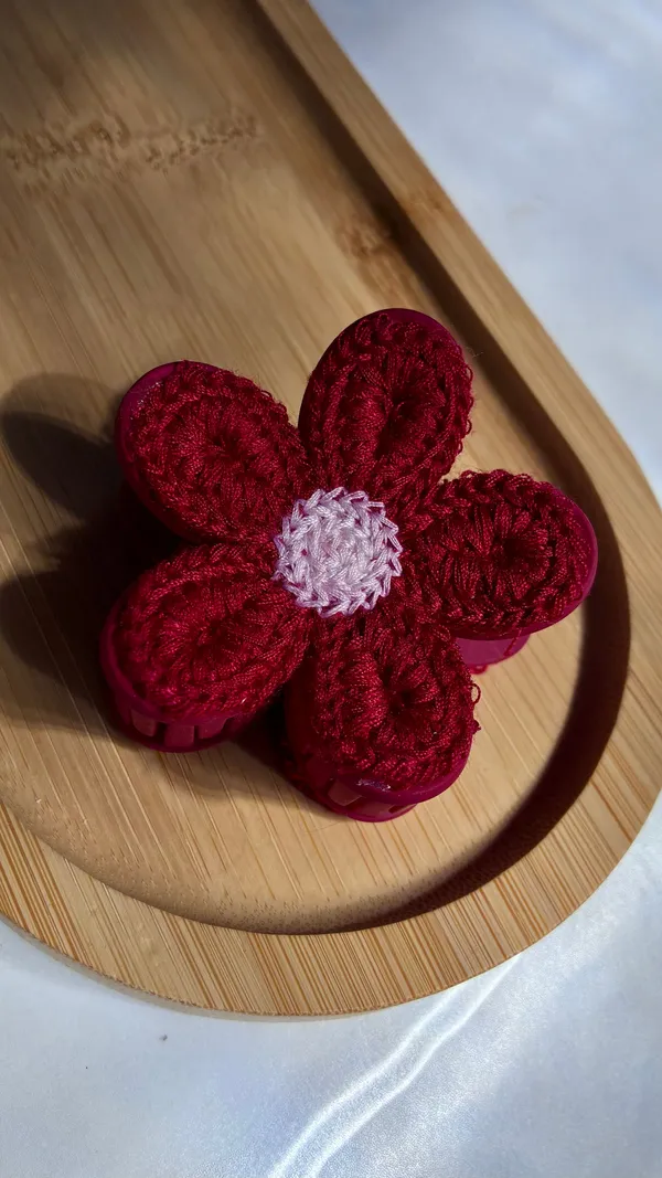 Pregadeira flor crochê - média 