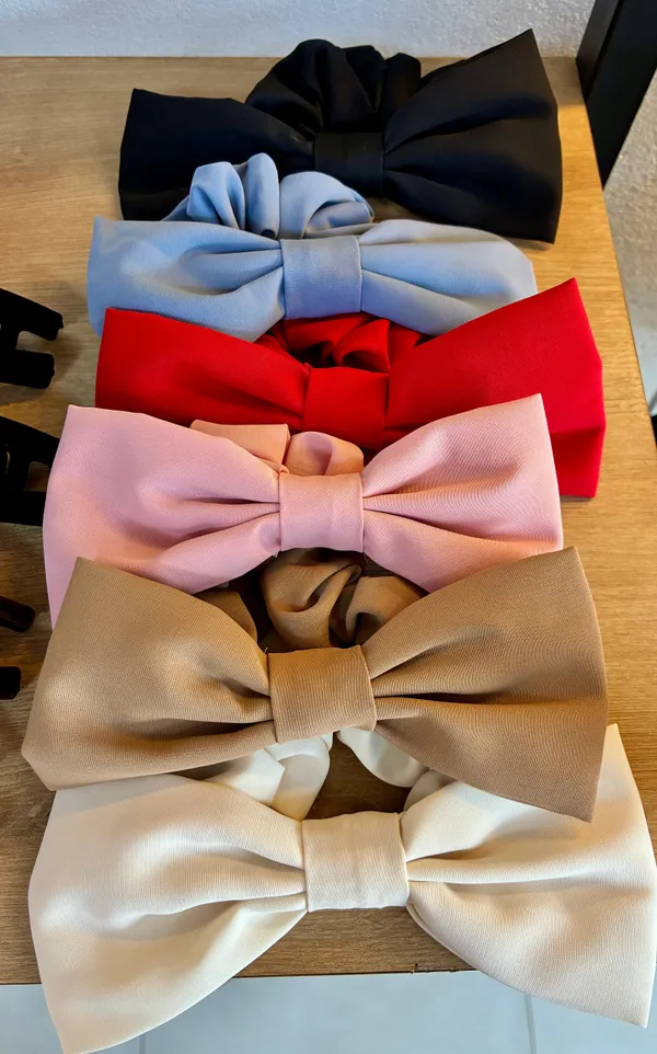 Scrunchie laço alfaiataria 