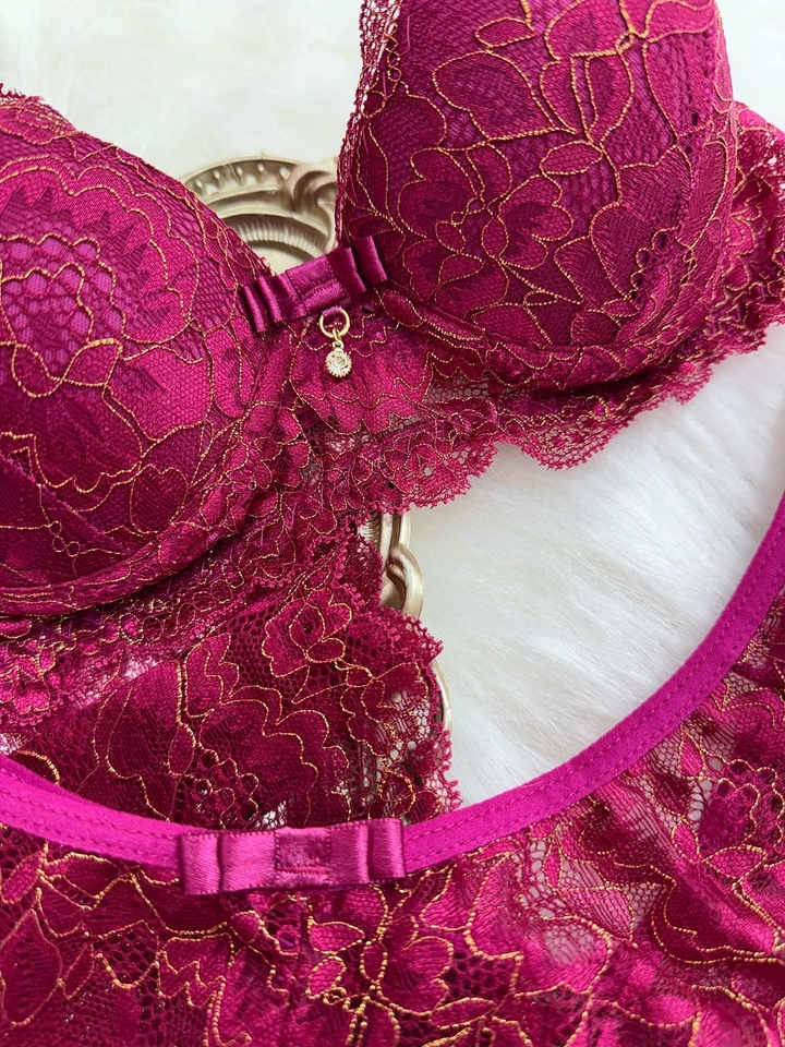 Conjunto Bojo Renda Fio Dourado Fúcsia - imagem 3