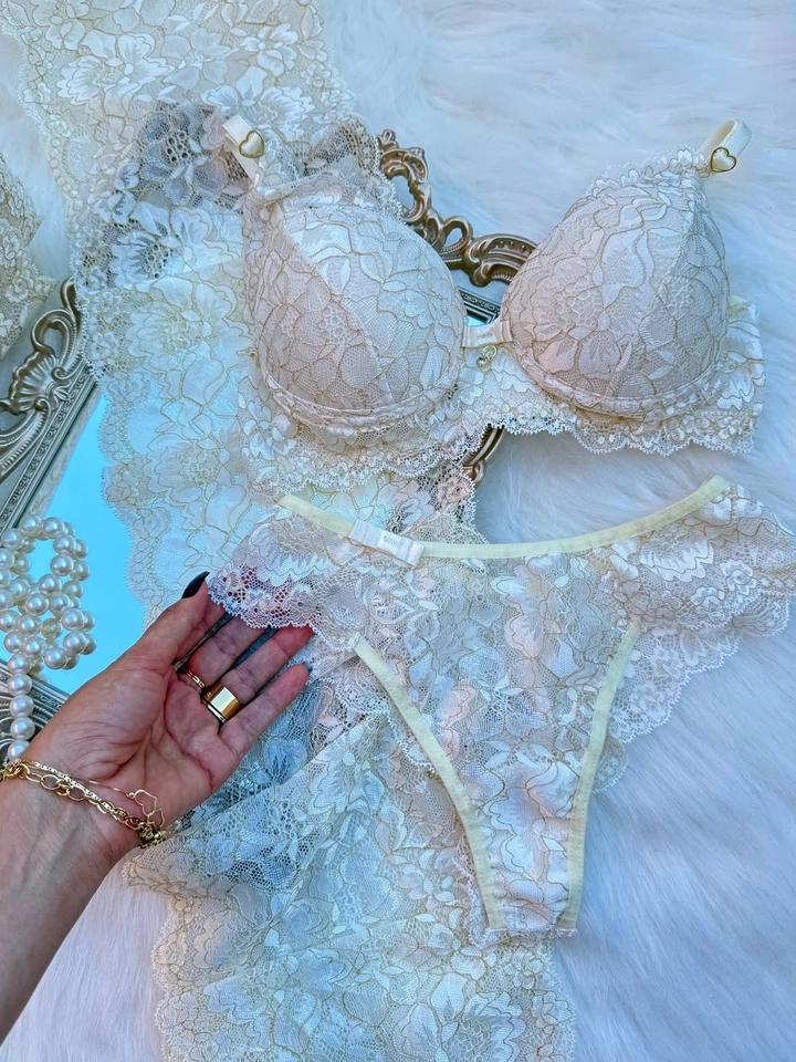 Conjunto Bojo Renda Fio Dourado Marfim - 1