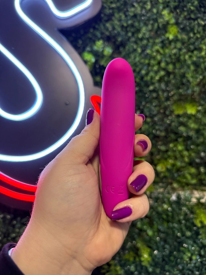 Vibrador Golfinho SUPER POTENTE, Recarregavel 10 modos - imagem 2