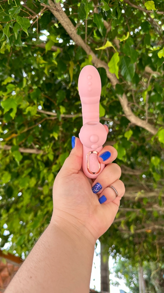 Vibrador Duplo com sugador Recarregavel Esquenta - 4