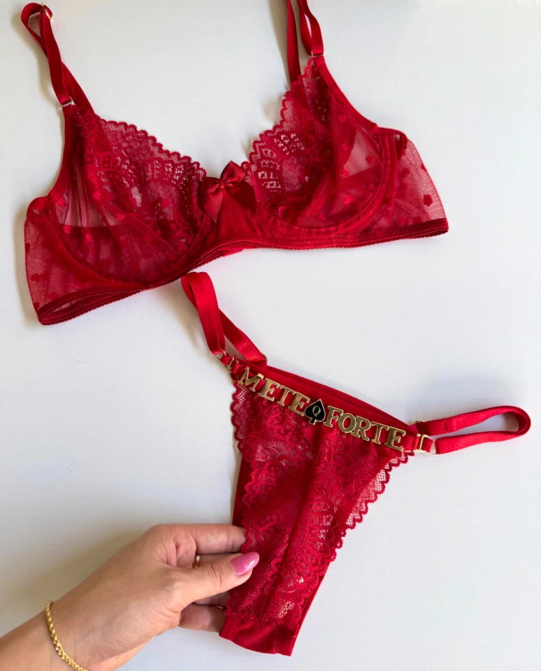 Conjunto Bella Tule Vermelho Personalizada - 3