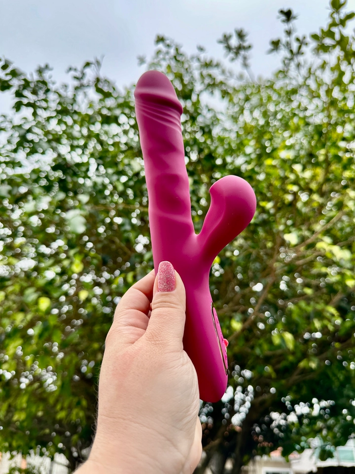 Vibrador Dream Luxo vai e vem e sugador - 1