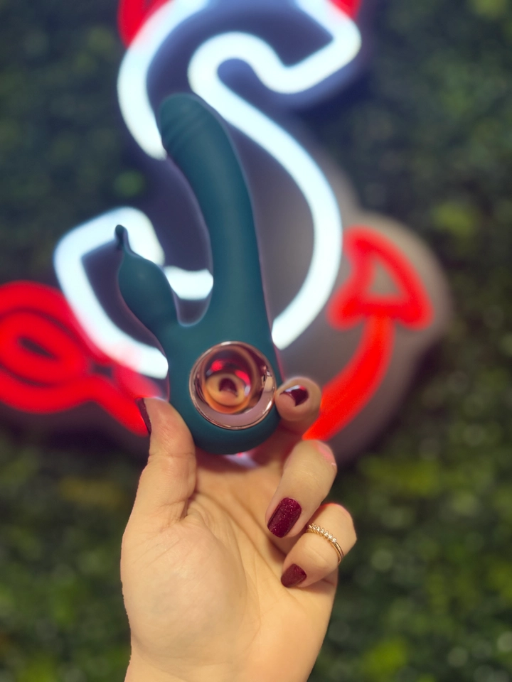 Vibrador Duplo Estímulo Lilo Verde Recarregavel 10 modos  - imagem 3
