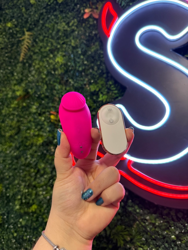 Vibrador de Calcinha Recarregável com Controle - Lea - ROSA  - imagem 1
