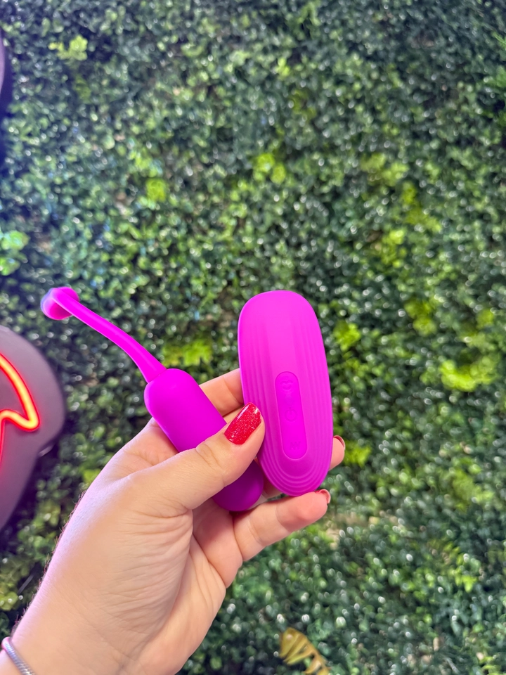 VIBRADOR 2 EM 1 CURUPIRA PULSAÇÃO PRETTY LOVE - imagem 2