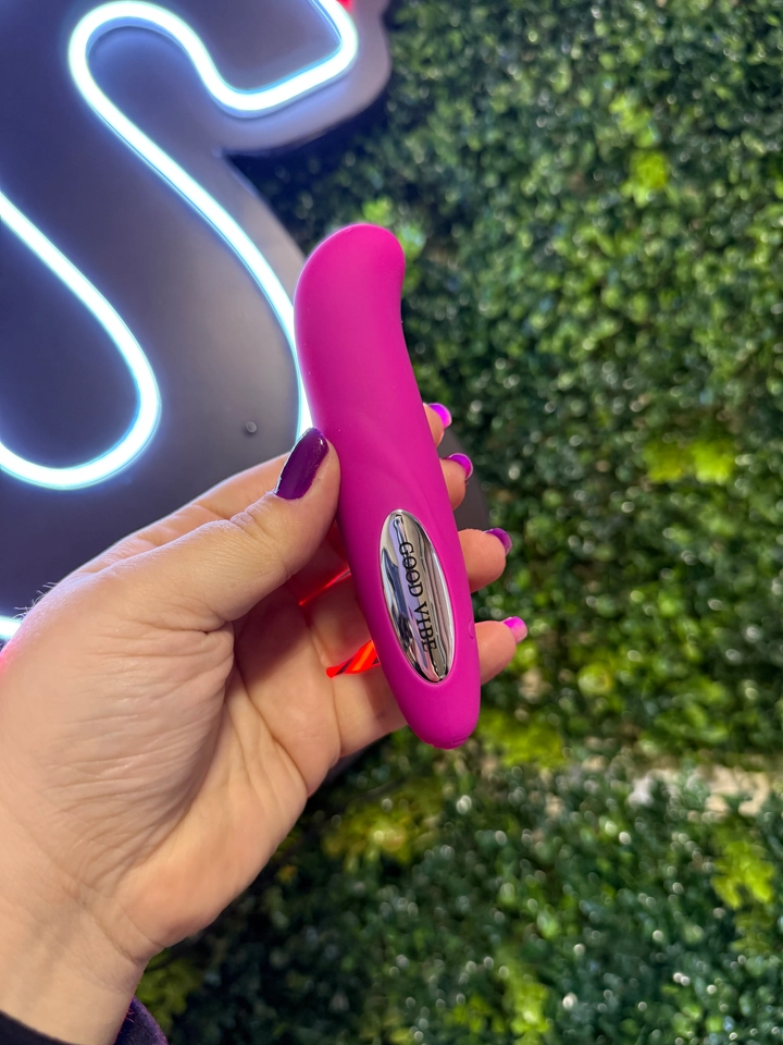 Vibrador Golfinho SUPER POTENTE, Recarregavel 10 modos - imagem 1