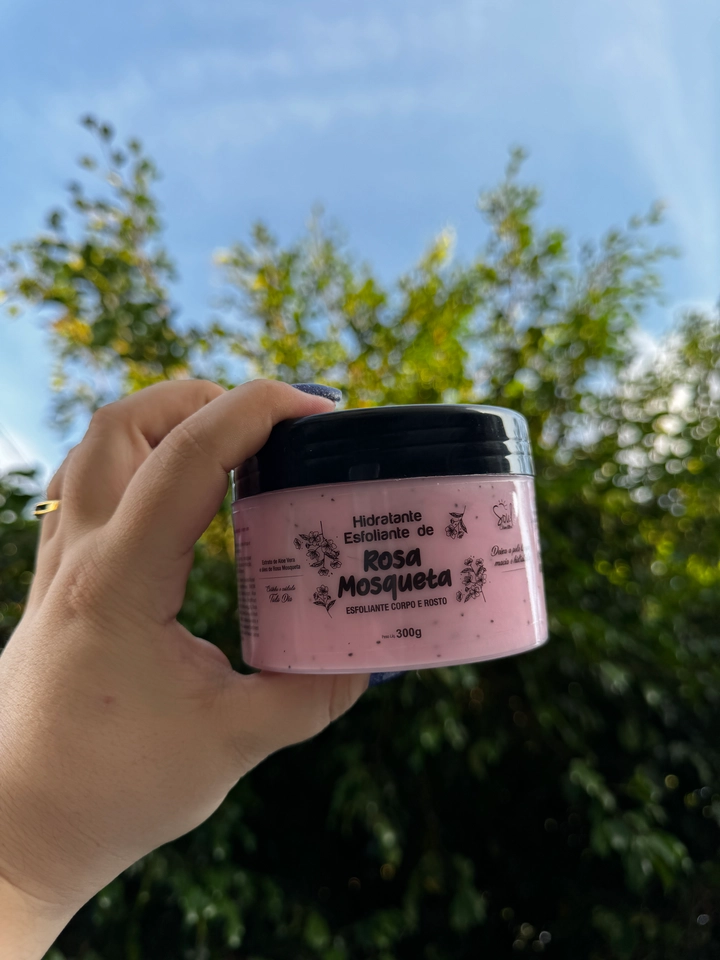 HIDRATANTE ESFOLIANTE CORPO E ROSTO ROSA MOSQUETA 300G 