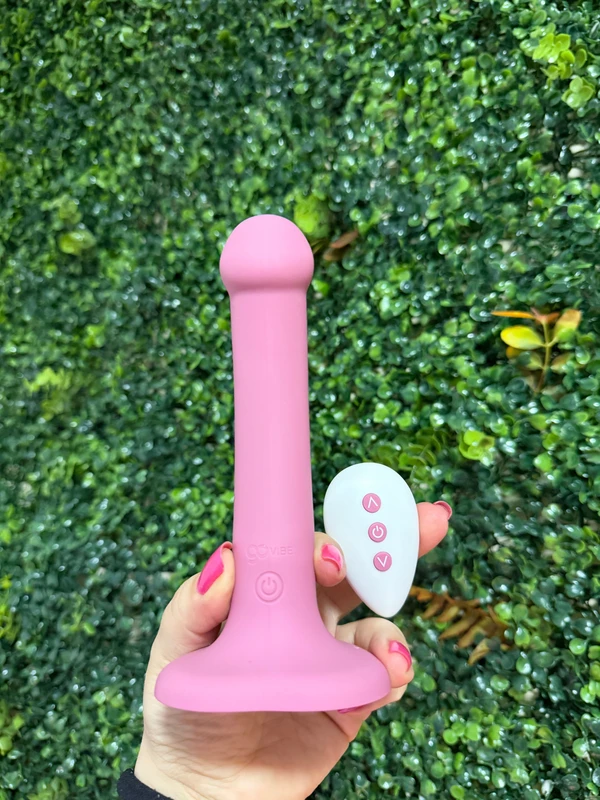 Dildo com Ventosa e Vibrador Recarregável Go Vibe Nina - imagem 1