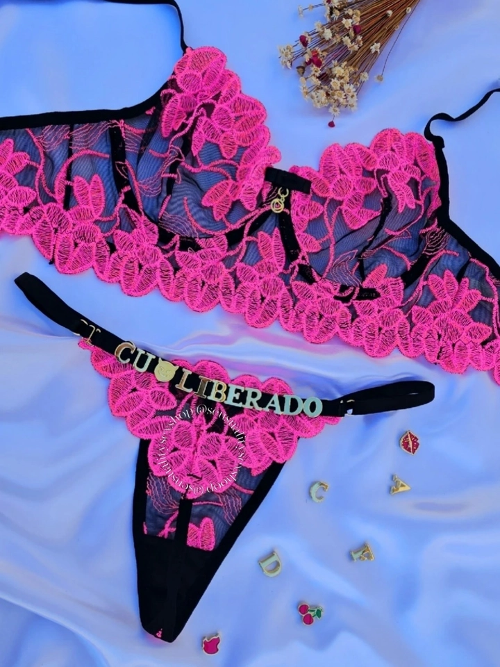Conjunto Pétala Pink preto personalizado - imagem 3