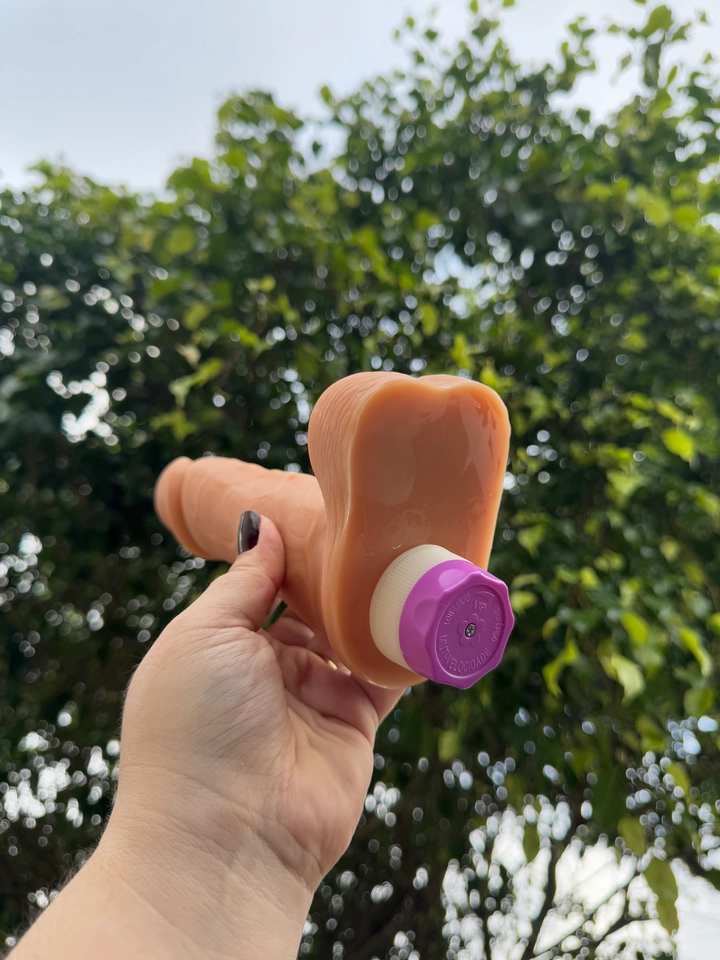 PRÓTESE COM ESCROTO E VIBRADOR 18X4,4 CM - 3