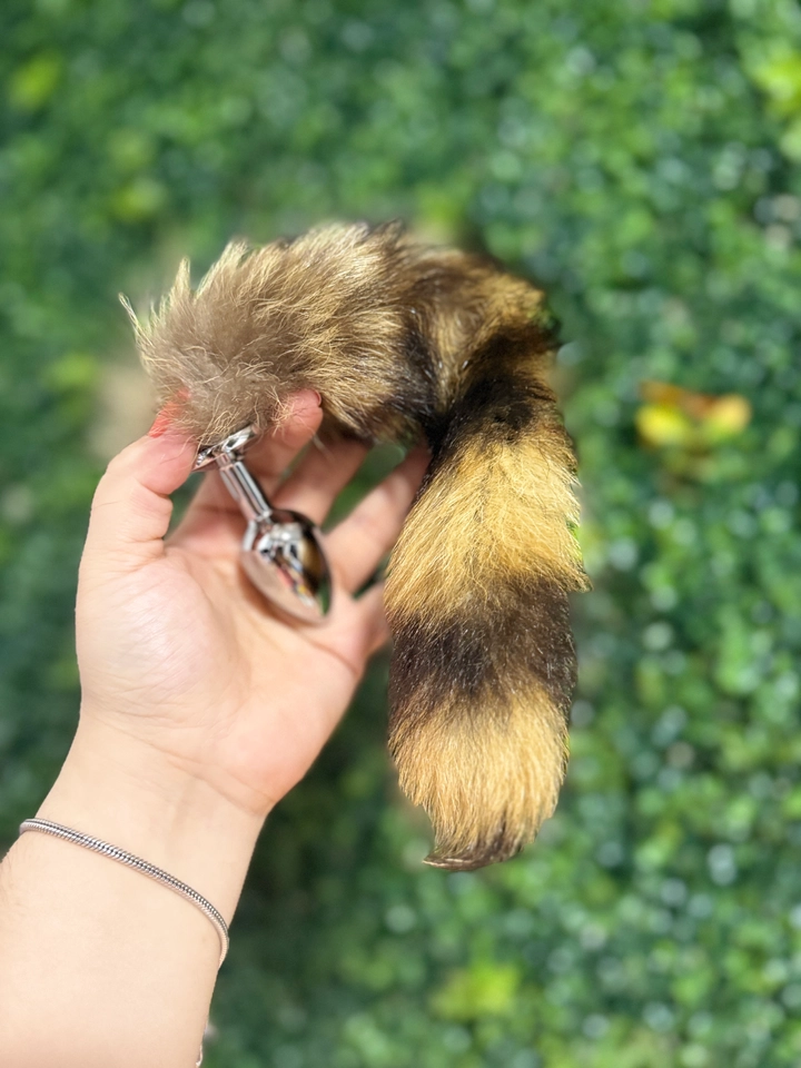 Plug Anal Butt Cat Com Cauda Em Pelúcia  Cromado - imagem 1