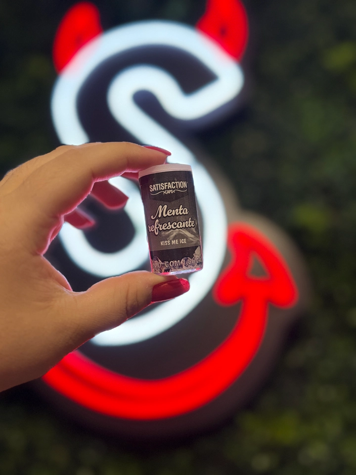 Bolinhas Beijáveis Halls Kiss Me Ice 