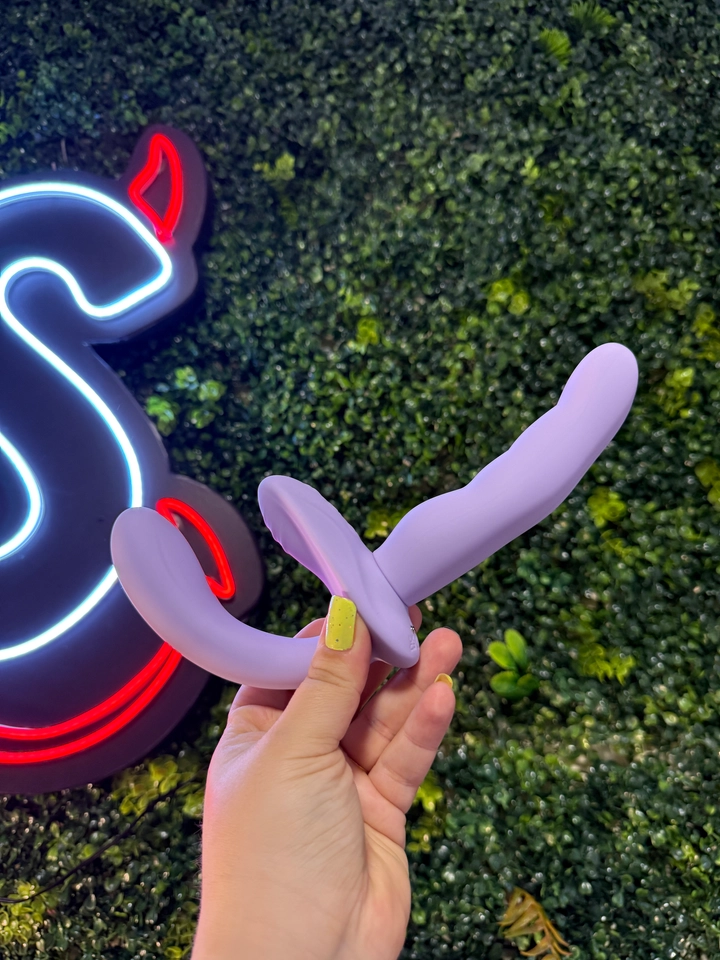 Vibrador 3 em 1 - Casal + Strapon controlado por app - imagem 1