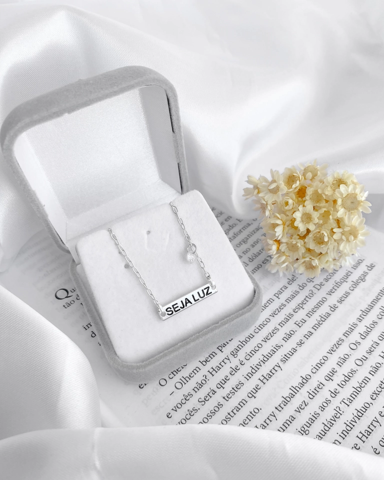Pulseira Gravada “Seja Luz” Com Zircônia Prata 925 - imagem 1