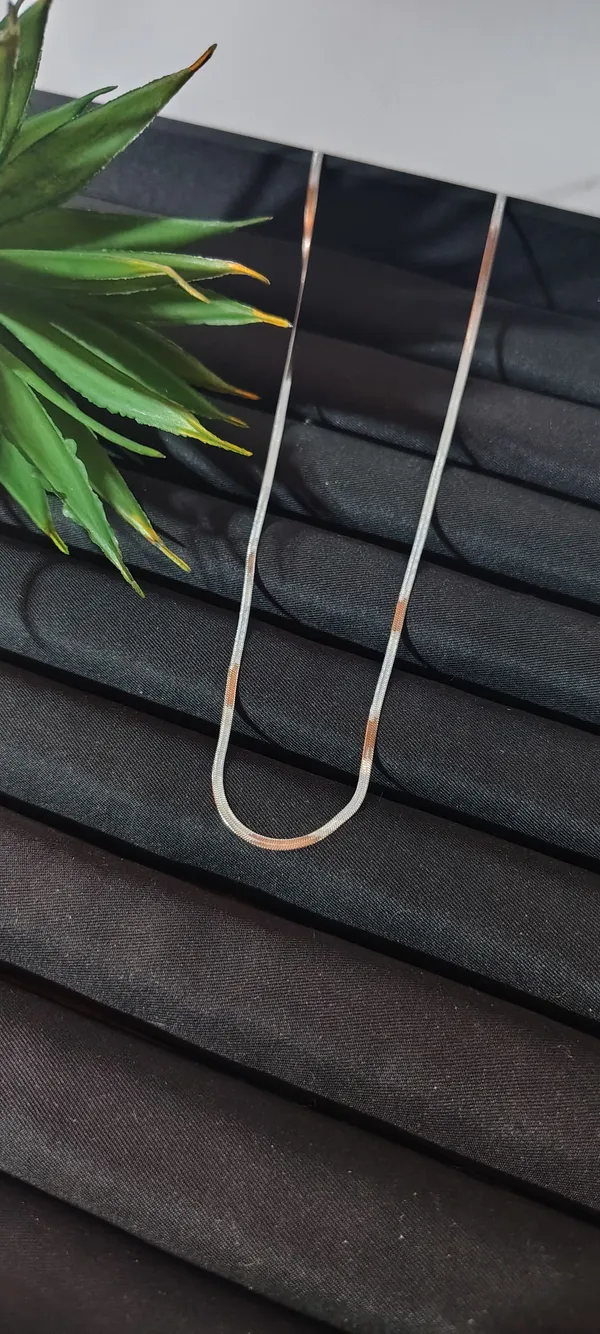 Colar choker fita 