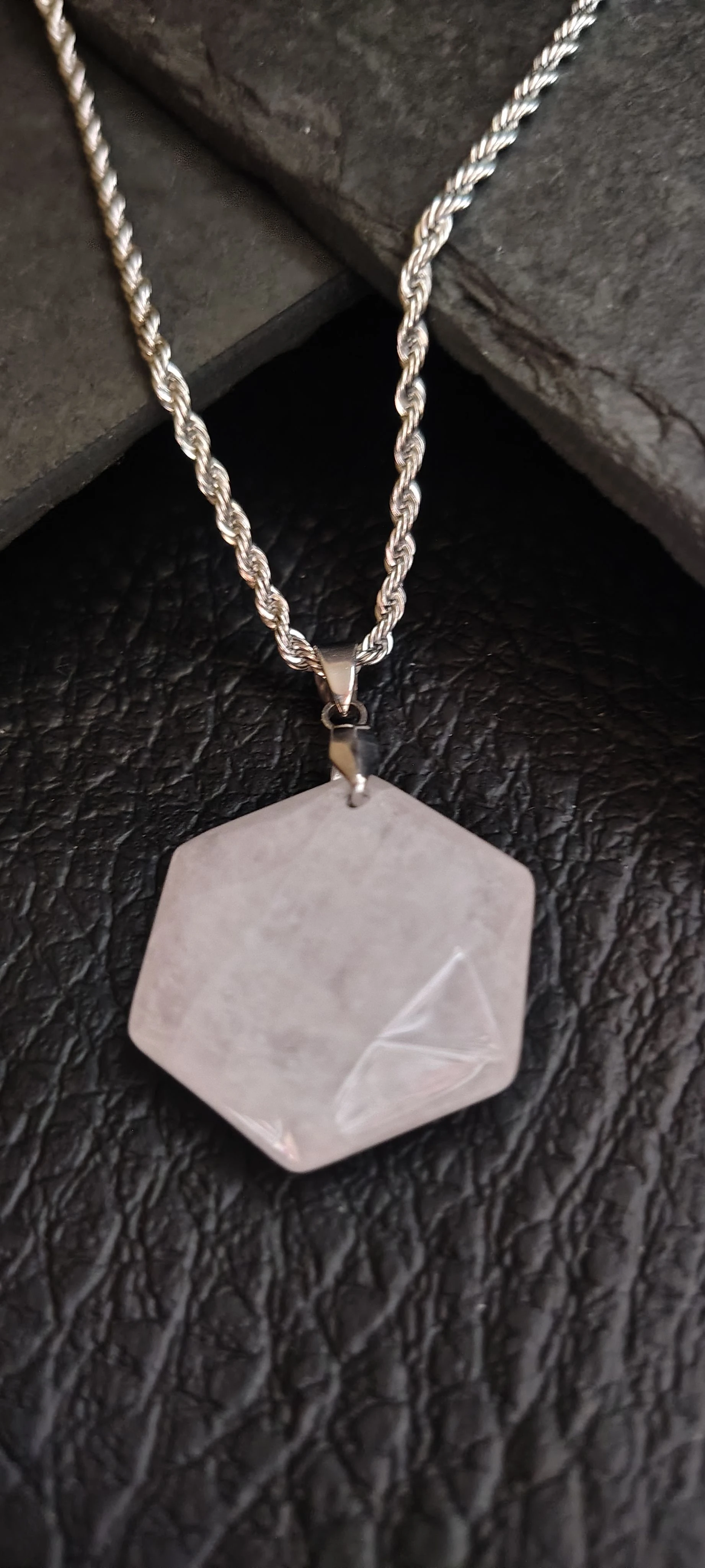Colar Hexágono Quartzo Rosa Natural 45cm Cordão Baiano Prateada - Pedra do Amor - Aço Inoxidável - SANSKULL Prime - 2