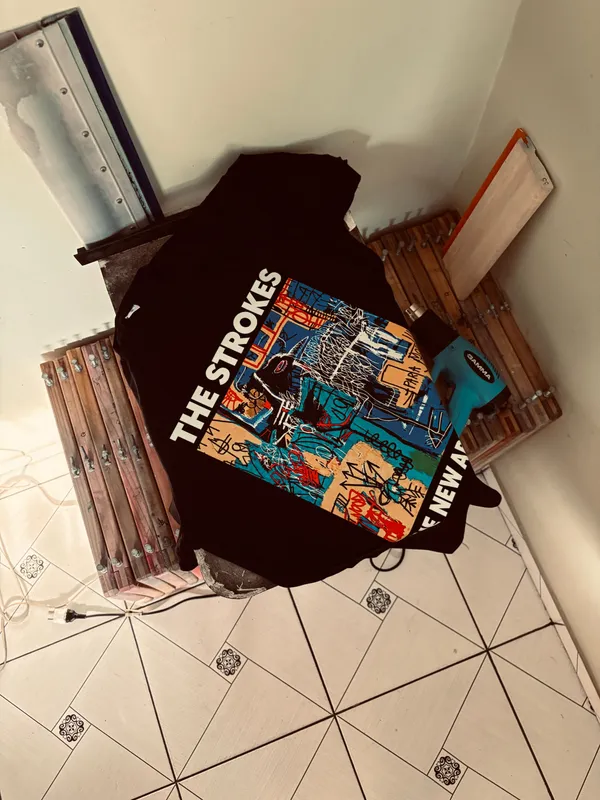 Camiseta The Strokes | Abnormal - imagem 1