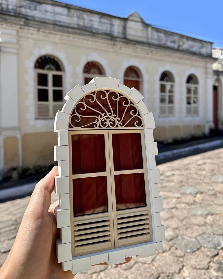 Janela casarão da Rua Ernestina