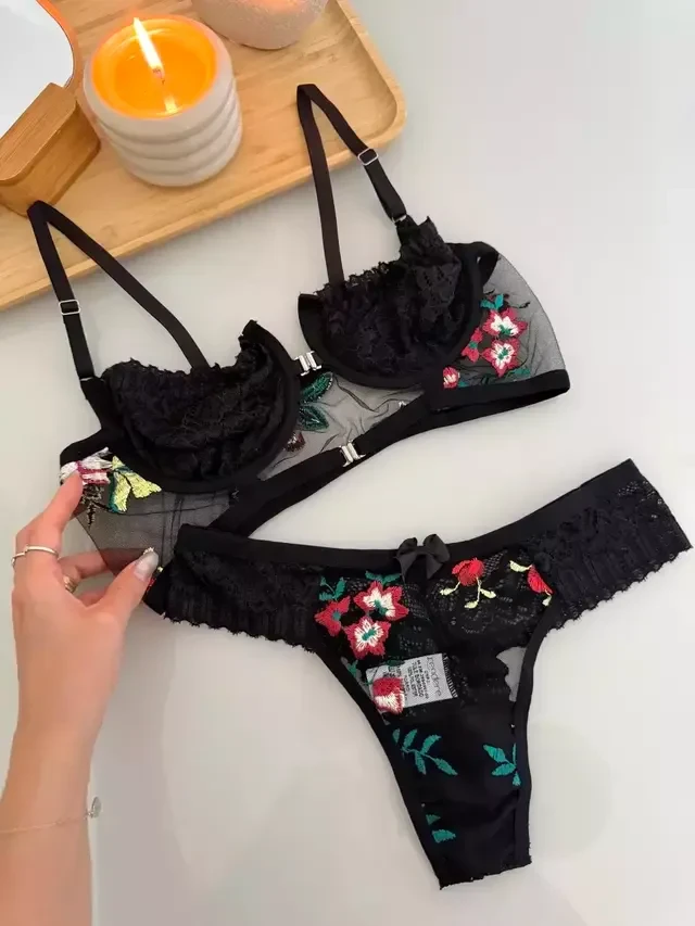 Conjunto Bordado  Milena TAM P  - 2