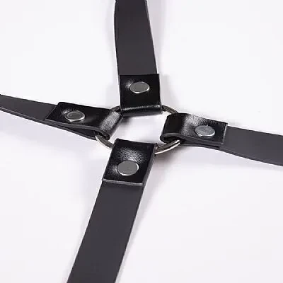 Harness em Couro com Algema - 5