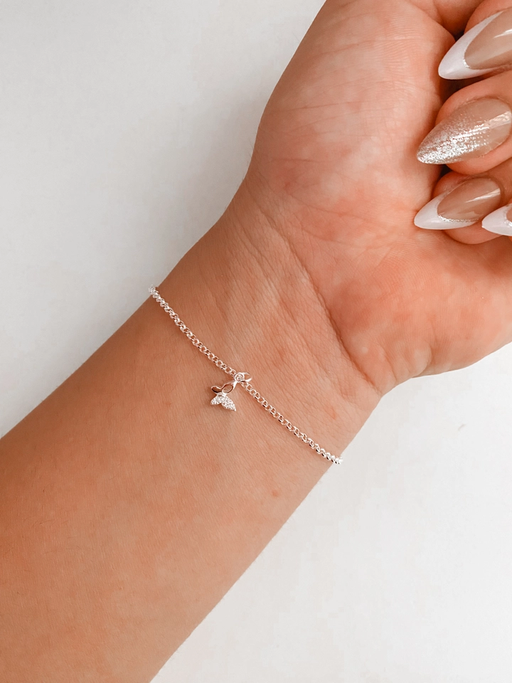 Pulseira mini borboleta  - 1