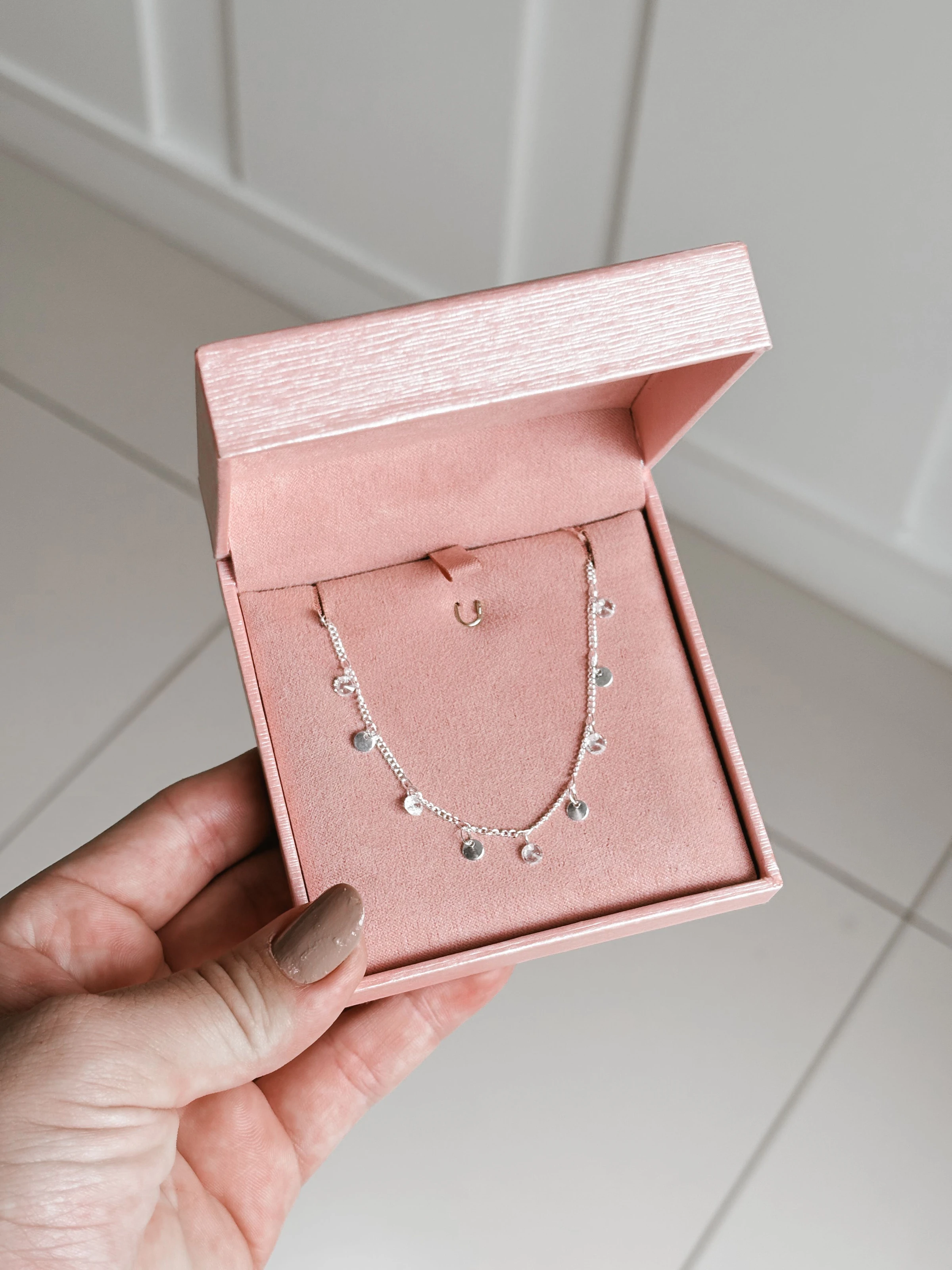 Pulseira Milly zircônia e medalhinhas  - 1