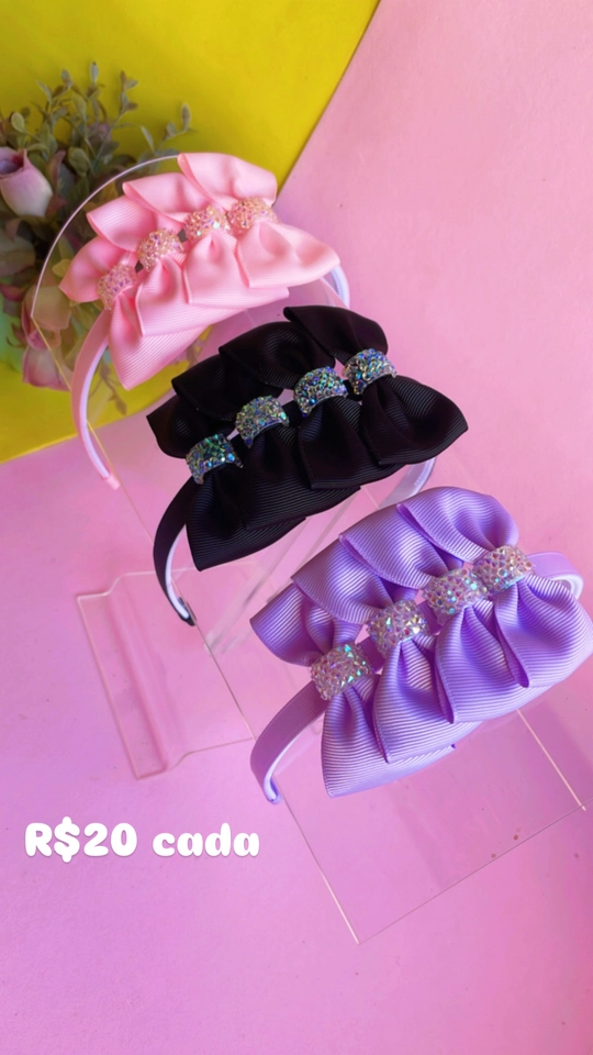Tiara lacinhos