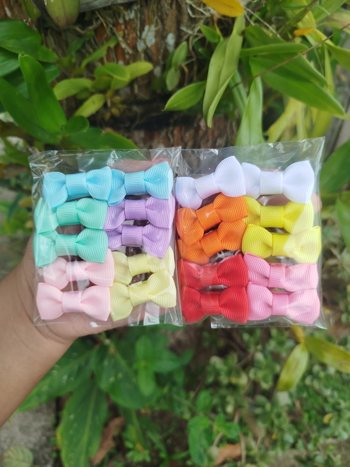 Kit com 5 pares de mini lacinho na presilha 3cm 