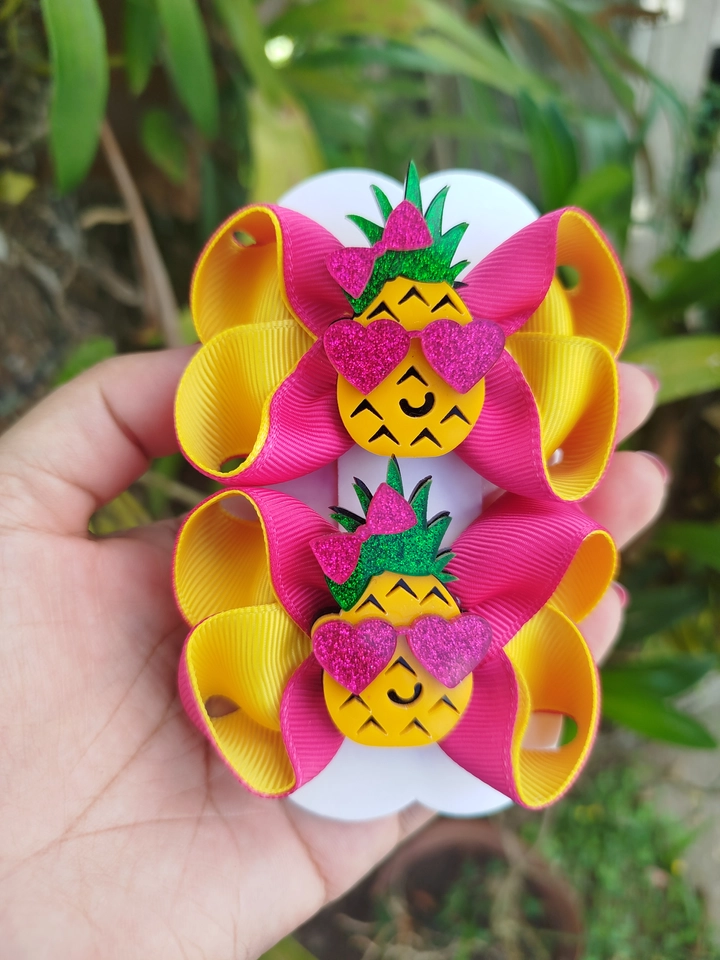 Parzinho com aplique em acrílico  - 1