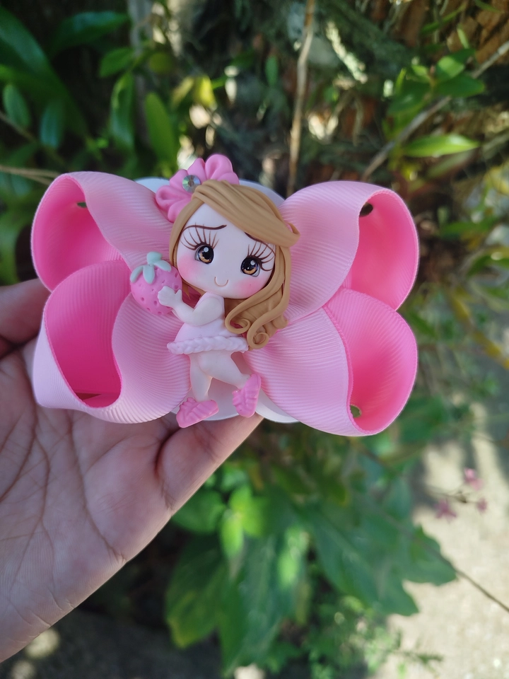 Boutique com bonequinha de biscuit - 1