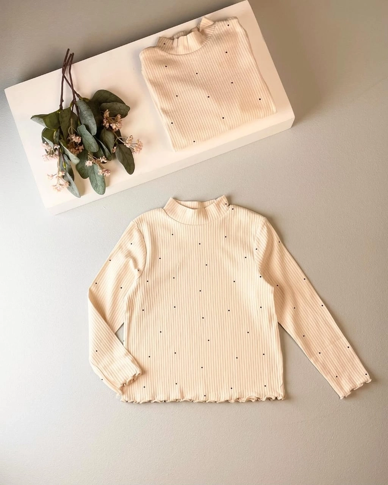 Kit com 2 Blusas - 5