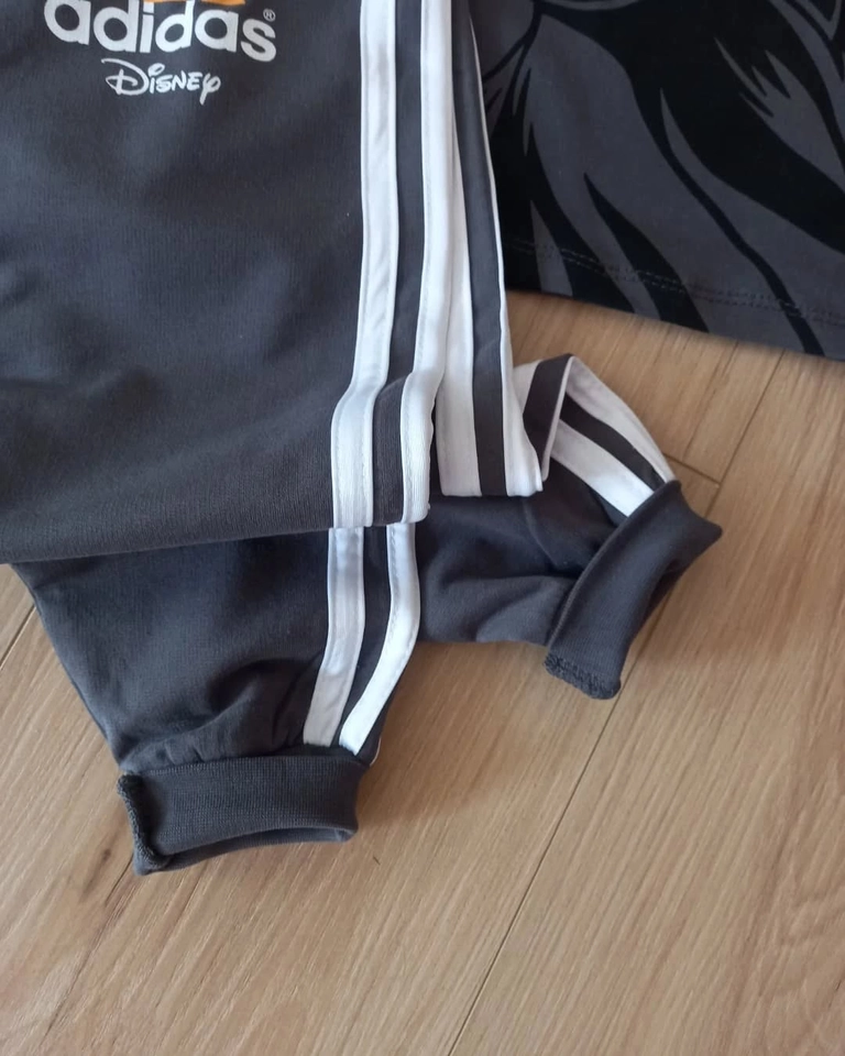 Conjunto Adidas  - 8