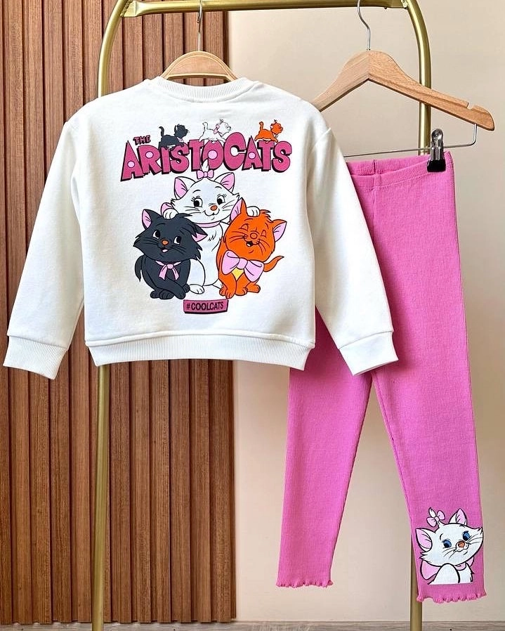 Conjunto Gata Marie  - 2