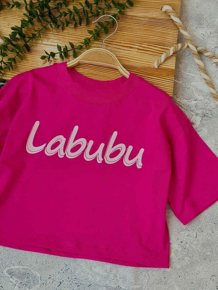 Blusa cropped Labubu  - 5