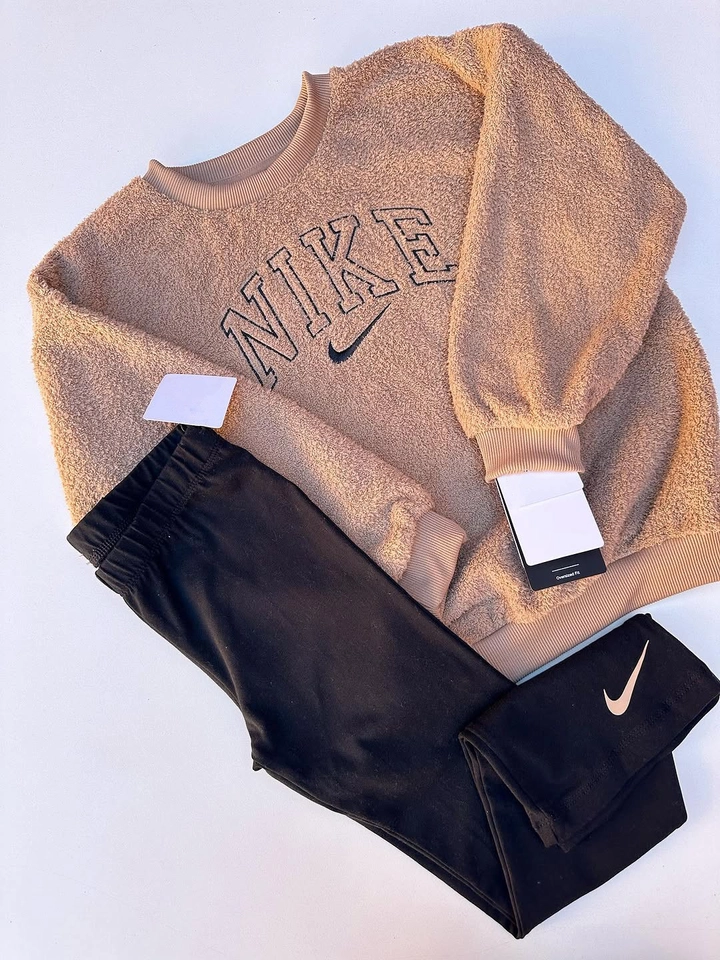 Conjunto inverno Nike - 1