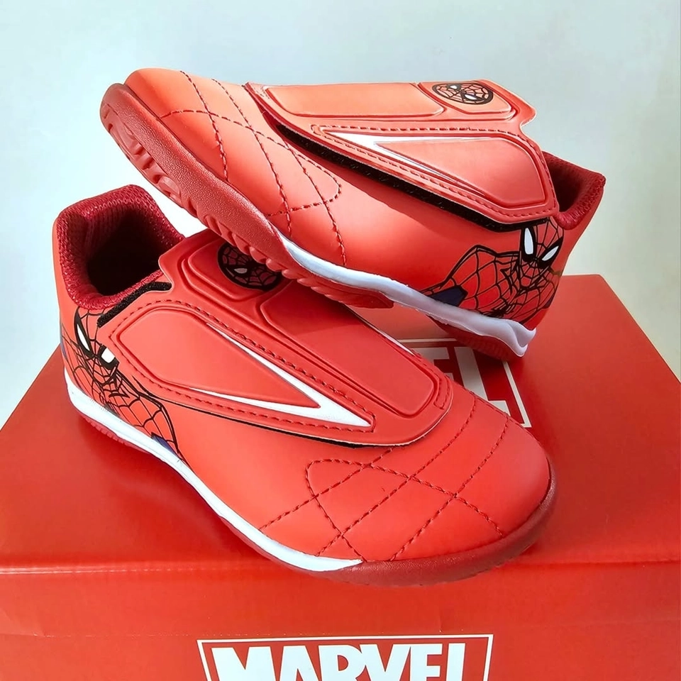 Chuteira Marvel  - 2