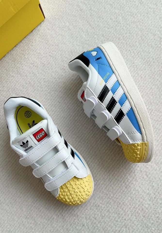 Tênis Adidas x Lego - 3