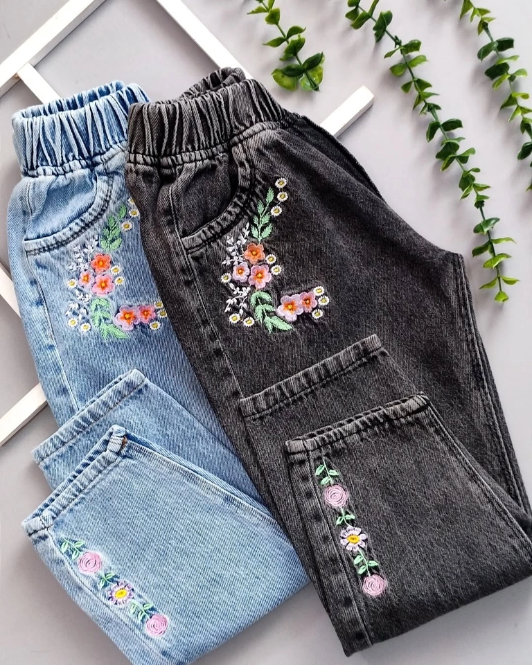 Calça Jeans Florzinha  - 1