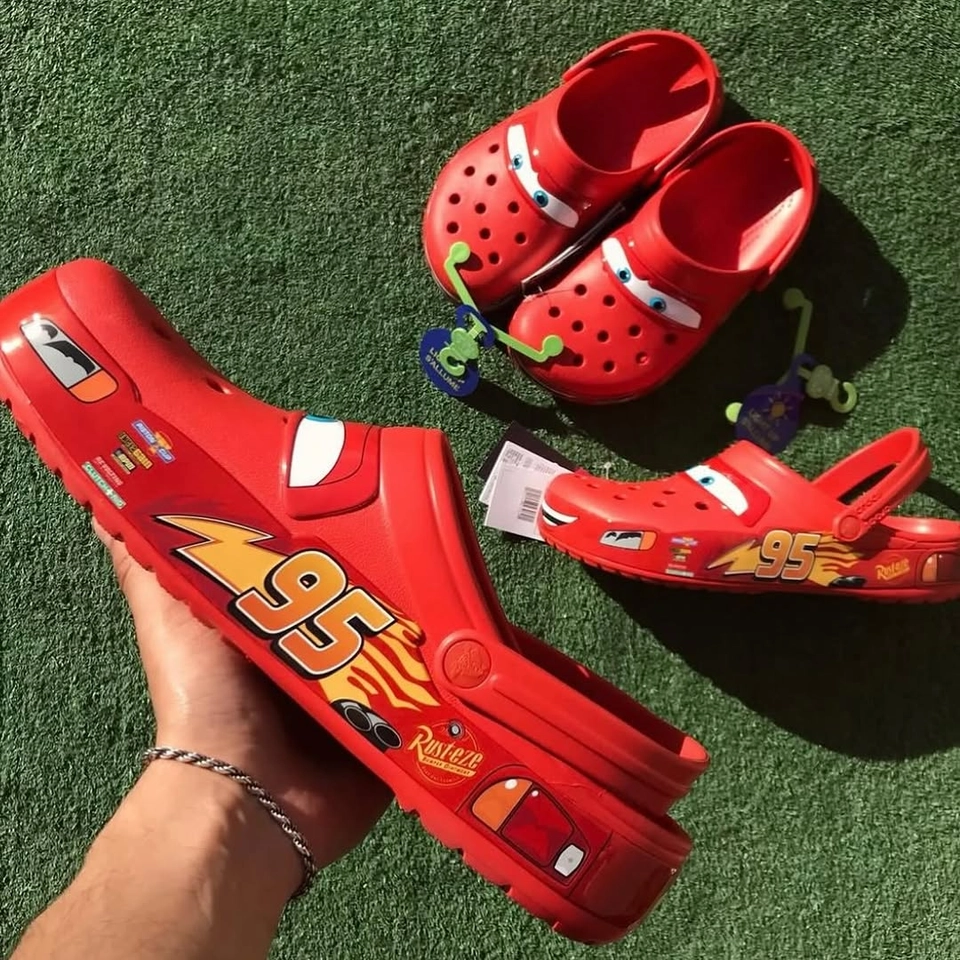 Crocs relâmpago mcqueen - 7