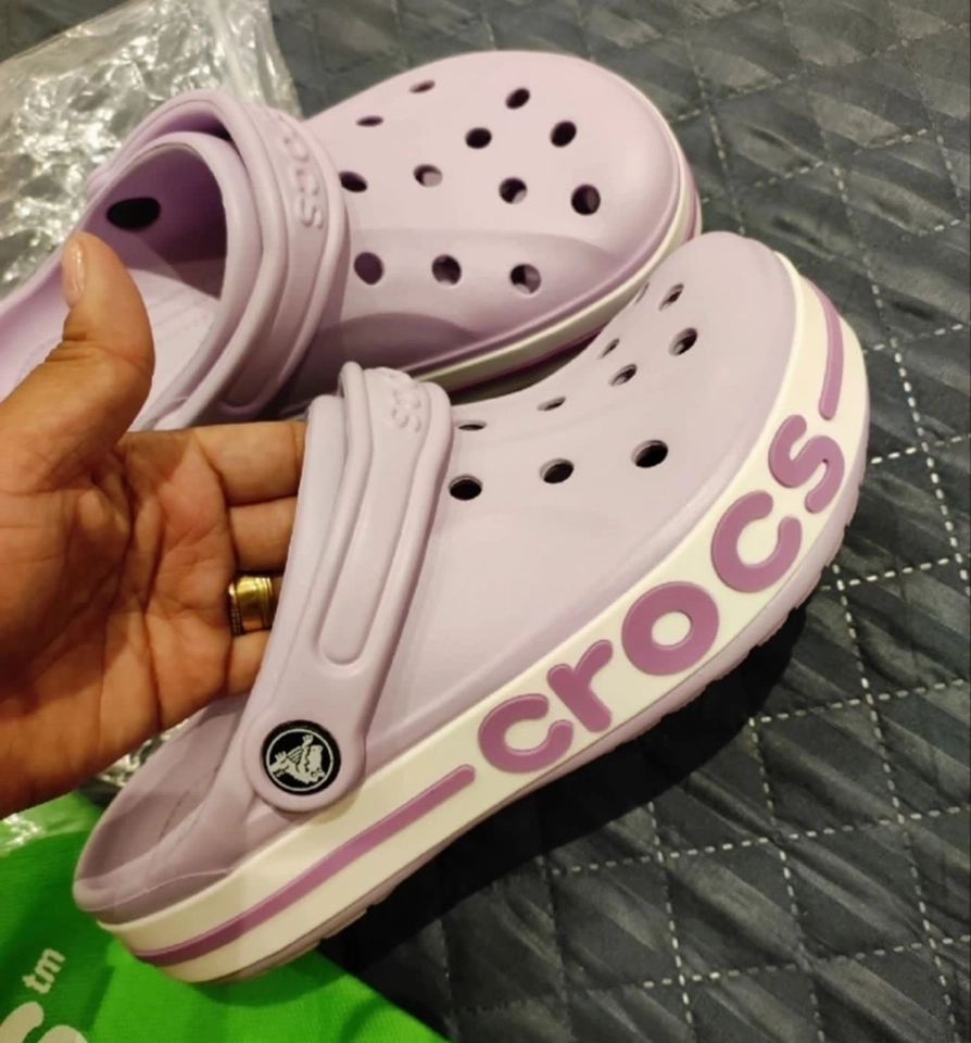 Crocs Básicas - 5