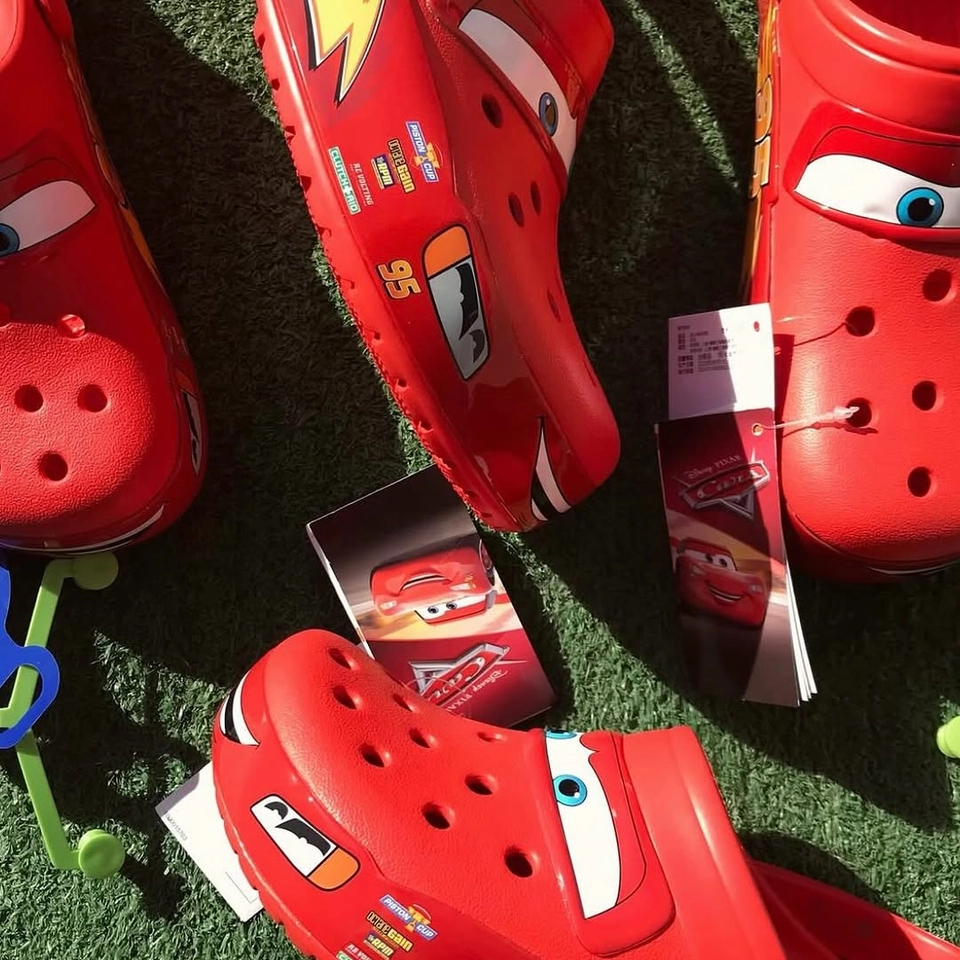 Crocs relâmpago mcqueen - 3