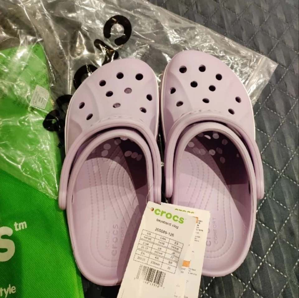 Crocs Básicas - 7