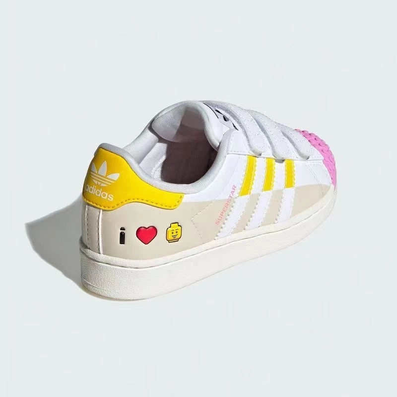 Tênis Adidas x Lego - 2