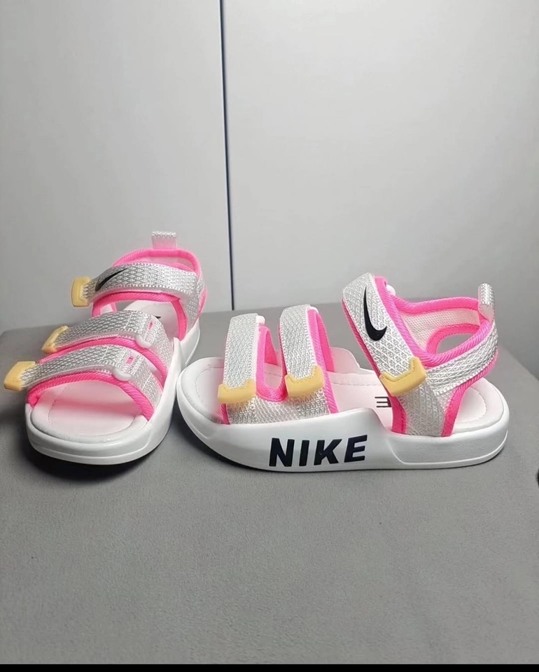 Sandália Nike Menina  - 1