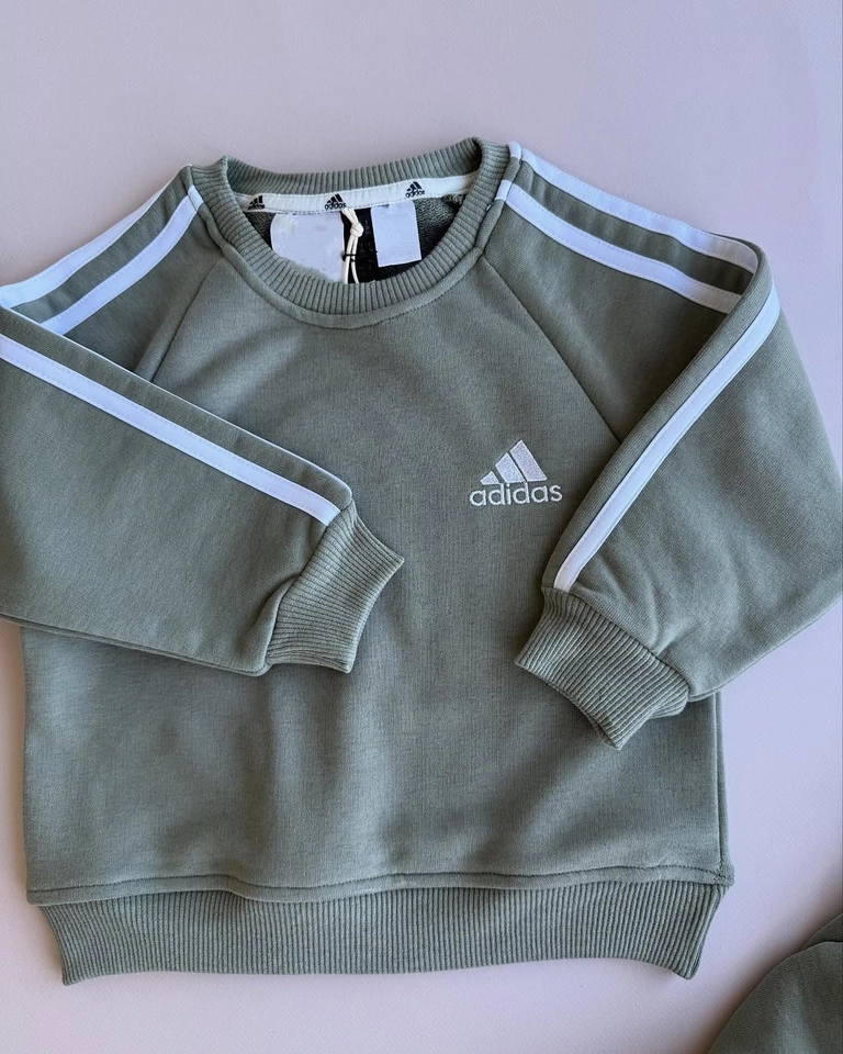 Conjunto Adidas - 4