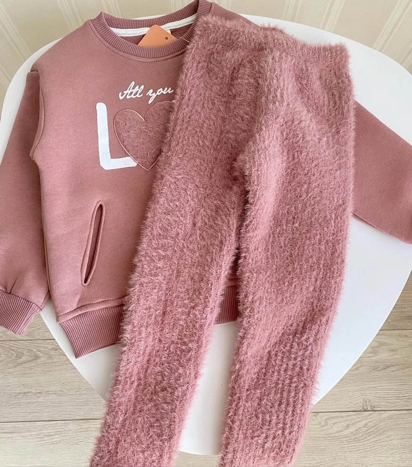 Conjunto Love  - 5