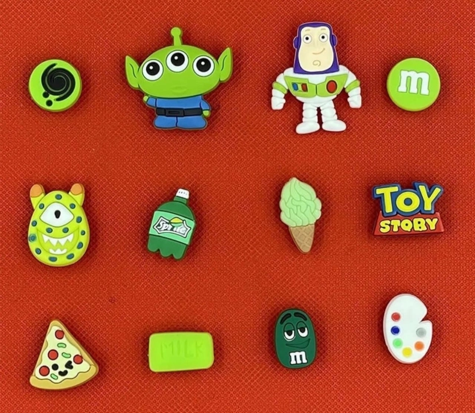 Kit Com 12 Jibbitz Toy Story - 1
